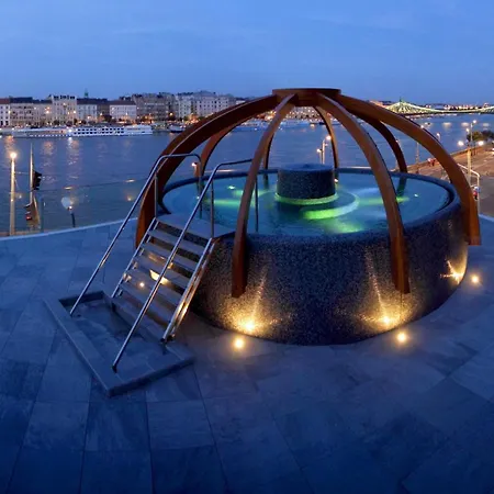 Just Chillin Apt-budapest Historic Landmarks Apartment Budapest