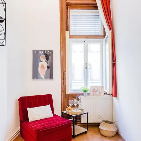 Apartment Just Chillin Apt-budapest Historic Landmarks *