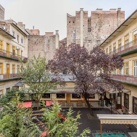 Apartment Just Chillin Apt-budapest Historic Landmarks