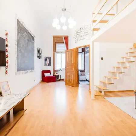 Apartment Just Chillin Apt-budapest Historic Landmarks