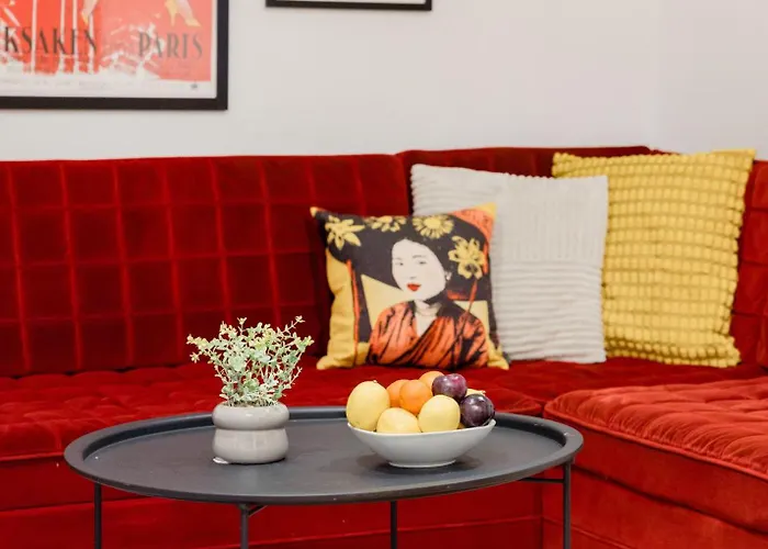 Just Chillin Apt-budapest Historic Landmarks