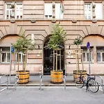 Just Chillin Apt-budapest Historic Landmarks Budapeşte